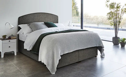 Tern Apple Ottoman in double