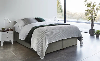 Platform Apple Ottoman in single