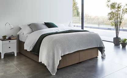 Platform Apple Ottoman in double